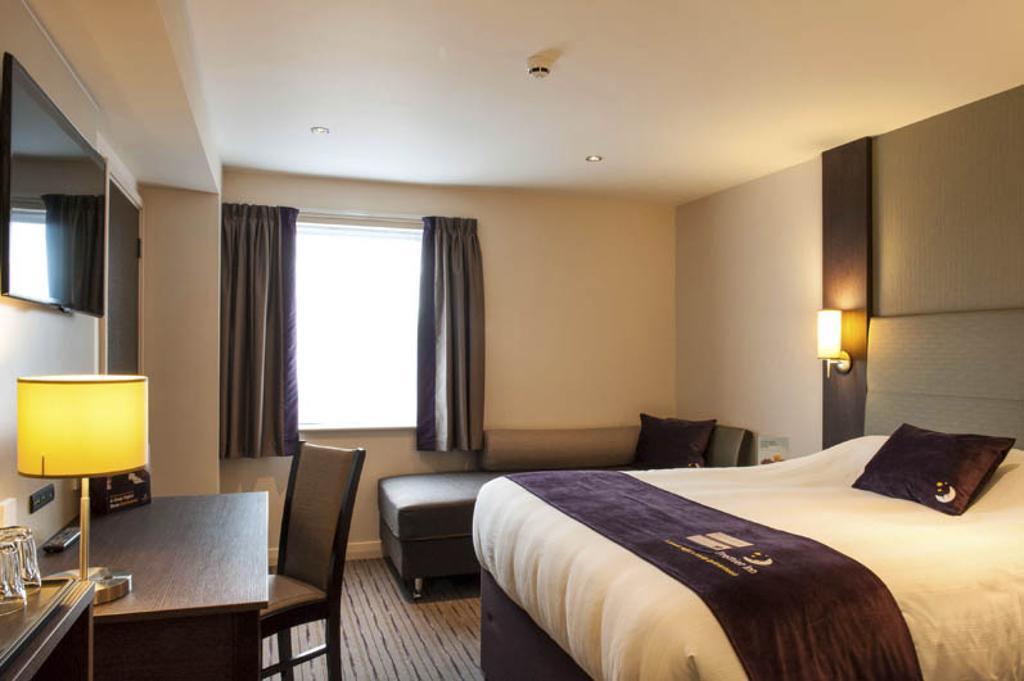 Premier Inn London Southwark Phòng bức ảnh